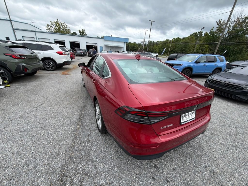 Used 2023 Honda Accord LX image 8