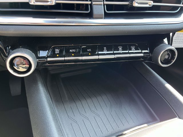 New 2026 Chevrolet Equinox EV LT FWD image 14