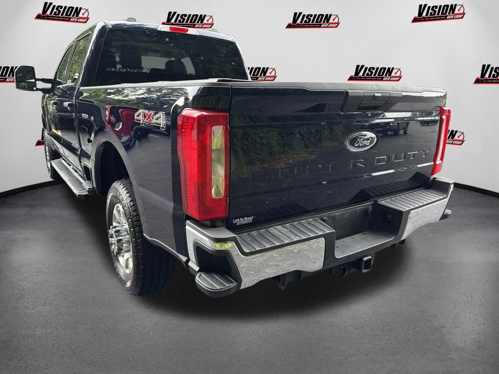 Used 2024 Ford F250 XLT w/ Snow Plow/Camper Package AWD/4WD image 7