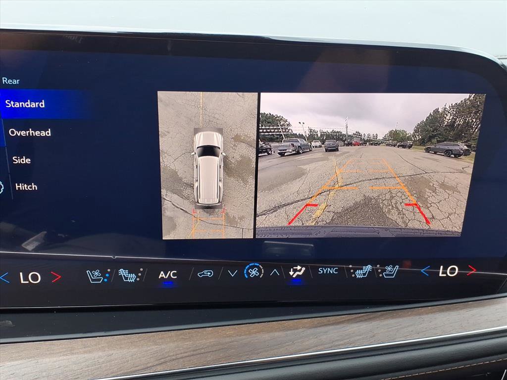 New 2026 Chevrolet Suburban High Country image 17