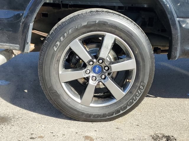 Used 2016 Ford F150 XLT w/ Equipment Group 302A Luxury AWD/4WD image 5