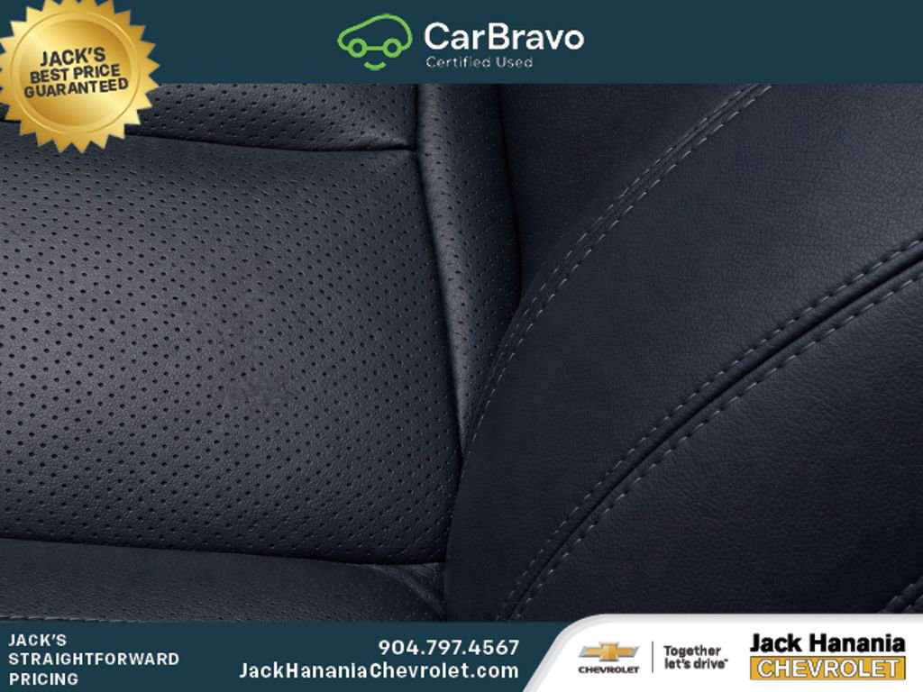 Used 2019 Chrysler Pacifica Touring-L FWD image 18