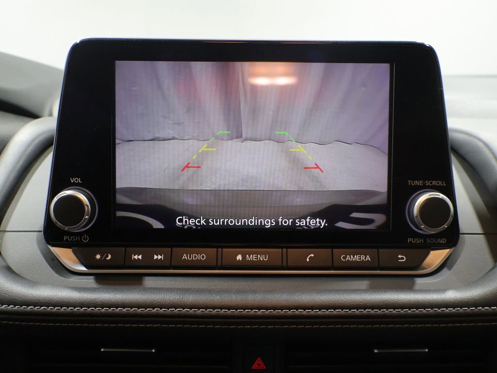 Used 2025 Nissan Rogue SV AWD/4WD image 28