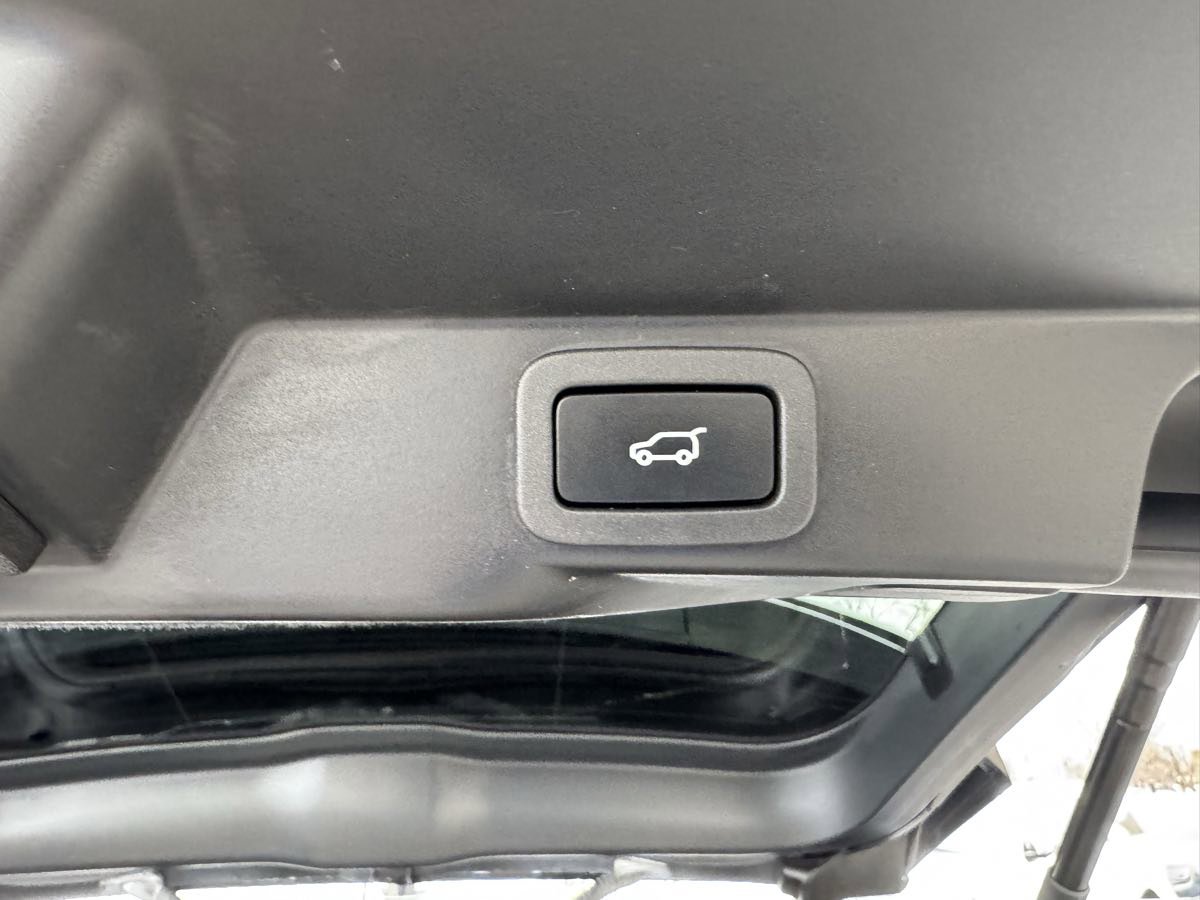 Used 2019 Land Rover Range Rover Sport SVR AWD/4WD image 53