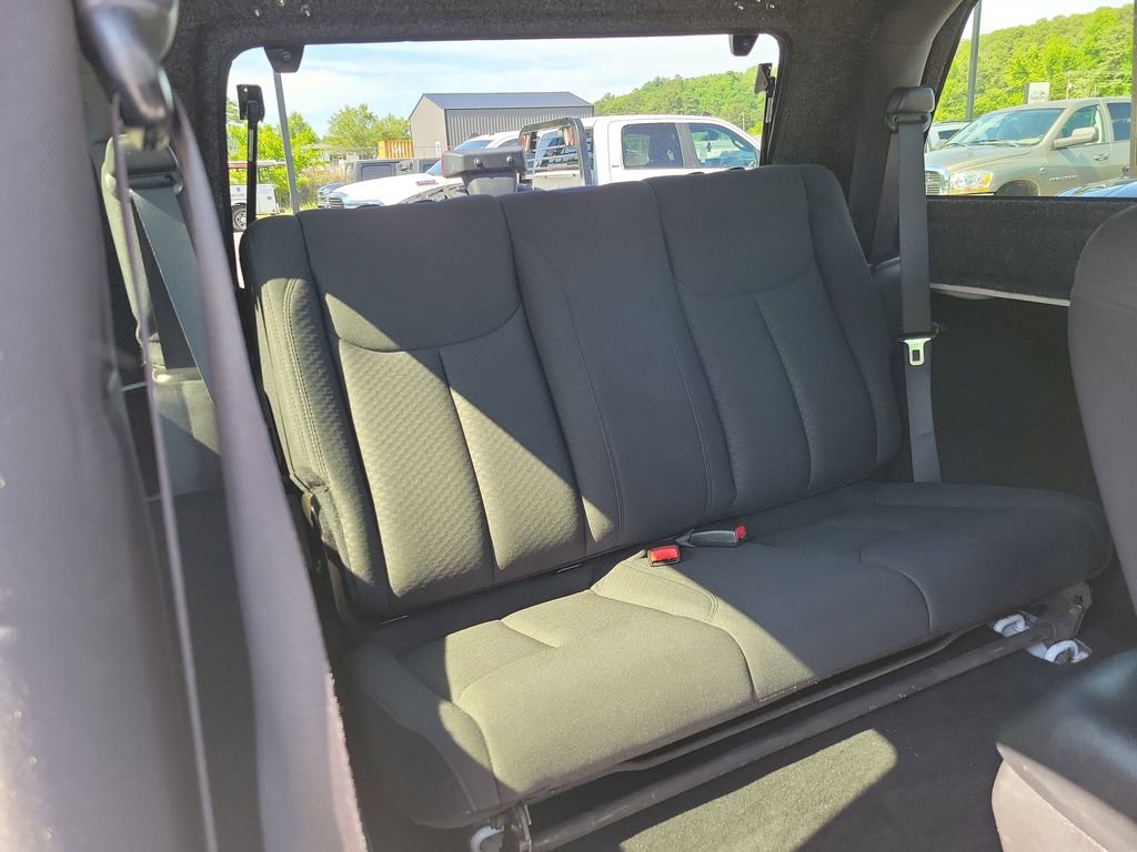 Used 2015 Jeep Wrangler Sport AWD/4WD image 32