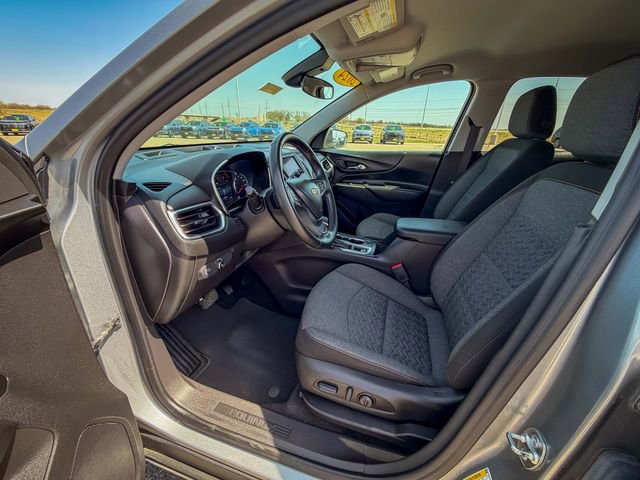 Used 2024 Chevrolet Equinox LT AWD/4WD image 16
