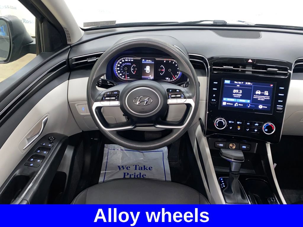 Used 2022 Hyundai Tucson SEL w/ Cargo Package AWD/4WD image 12