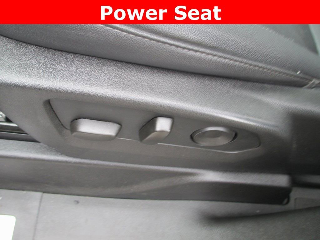 Used 2022 Chevrolet Tahoe Z71 w/ Luxury Package image 28