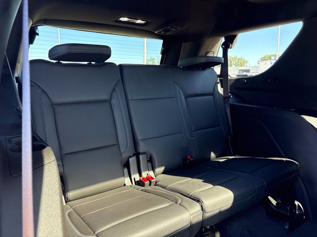 Used 2021 GMC Yukon Denali w/ Denali Premium Package AWD/4WD image 42