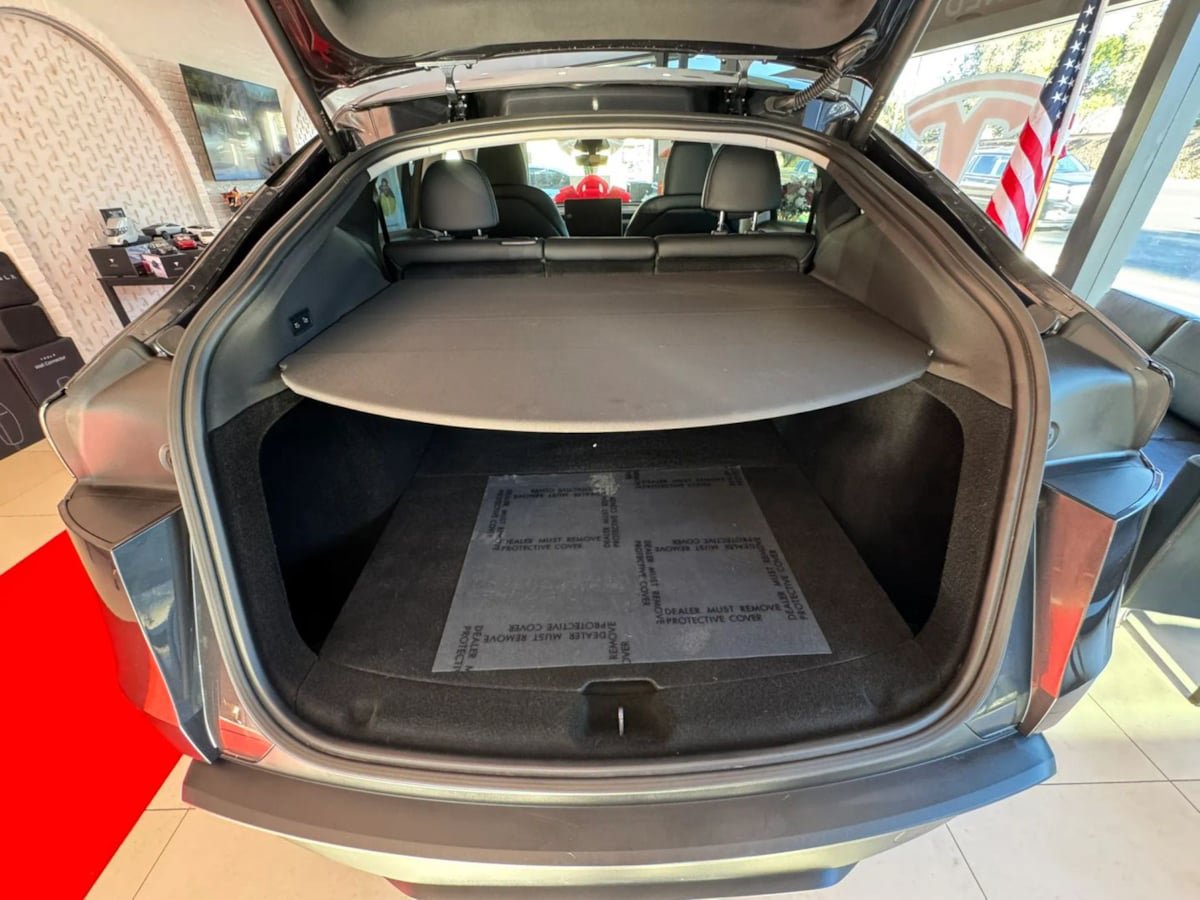 Used 2026 Tesla Model Y AWD image 44