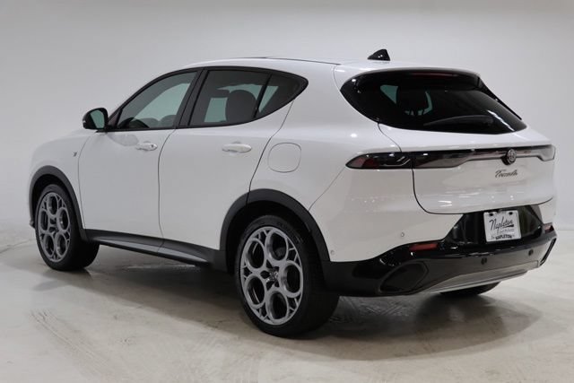 Used 2024 Alfa Romeo Tonale Ti AWD/4WD image 5