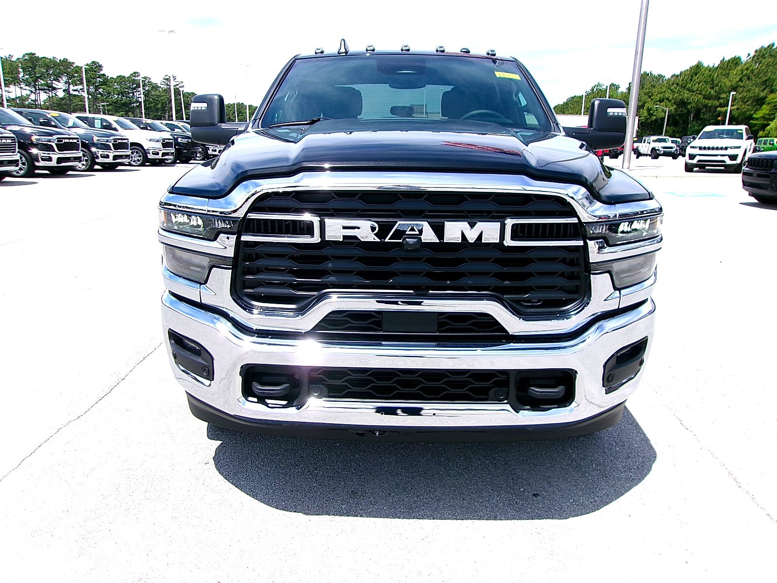 New 2026 RAM 3500 Big Horn AWD/4WD image 5