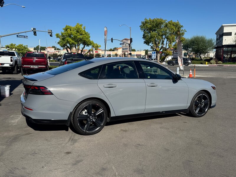 Used 2025 Honda Accord Sport-L image 19