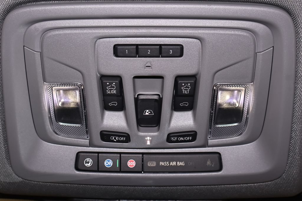 Used 2025 GMC Sierra 2500 Denali w/ Denali Reserve Package AWD/4WD image 34