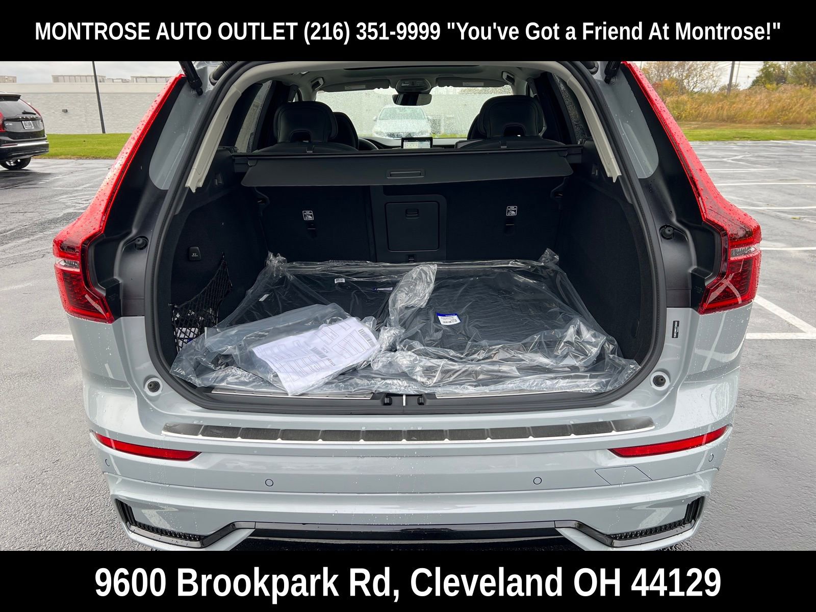 New 2026 Volvo XC60 B5 Plus w/ Protection Package Premier image 37