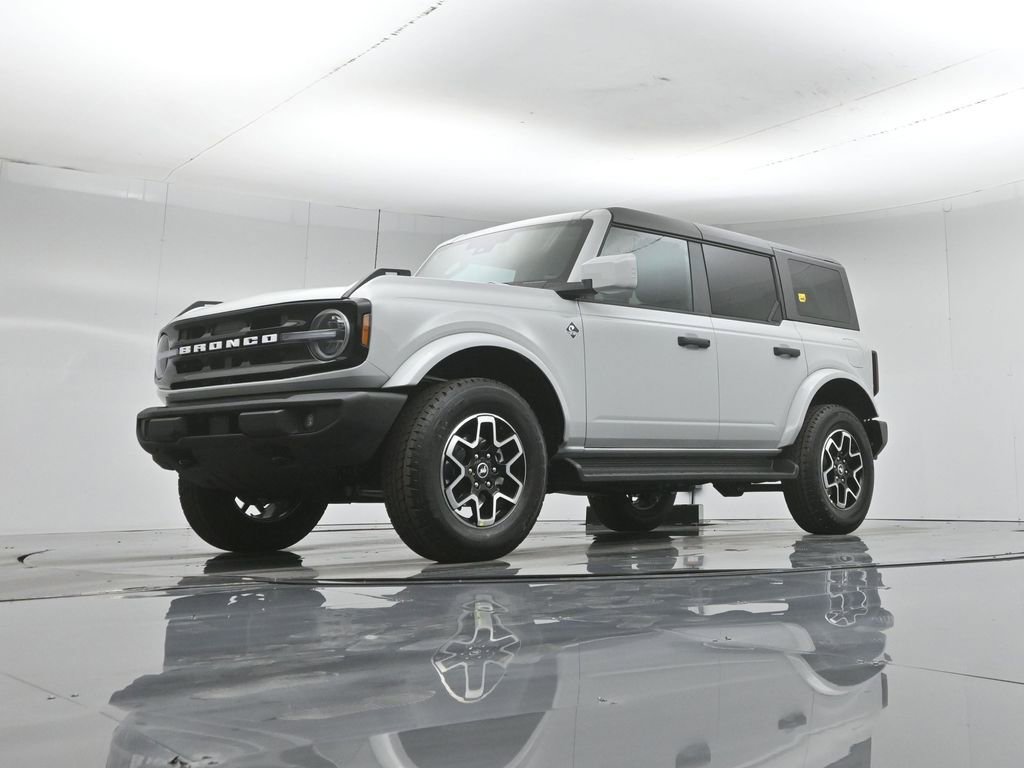 New 2026 Ford Bronco Outer Banks AWD/4WD image 44