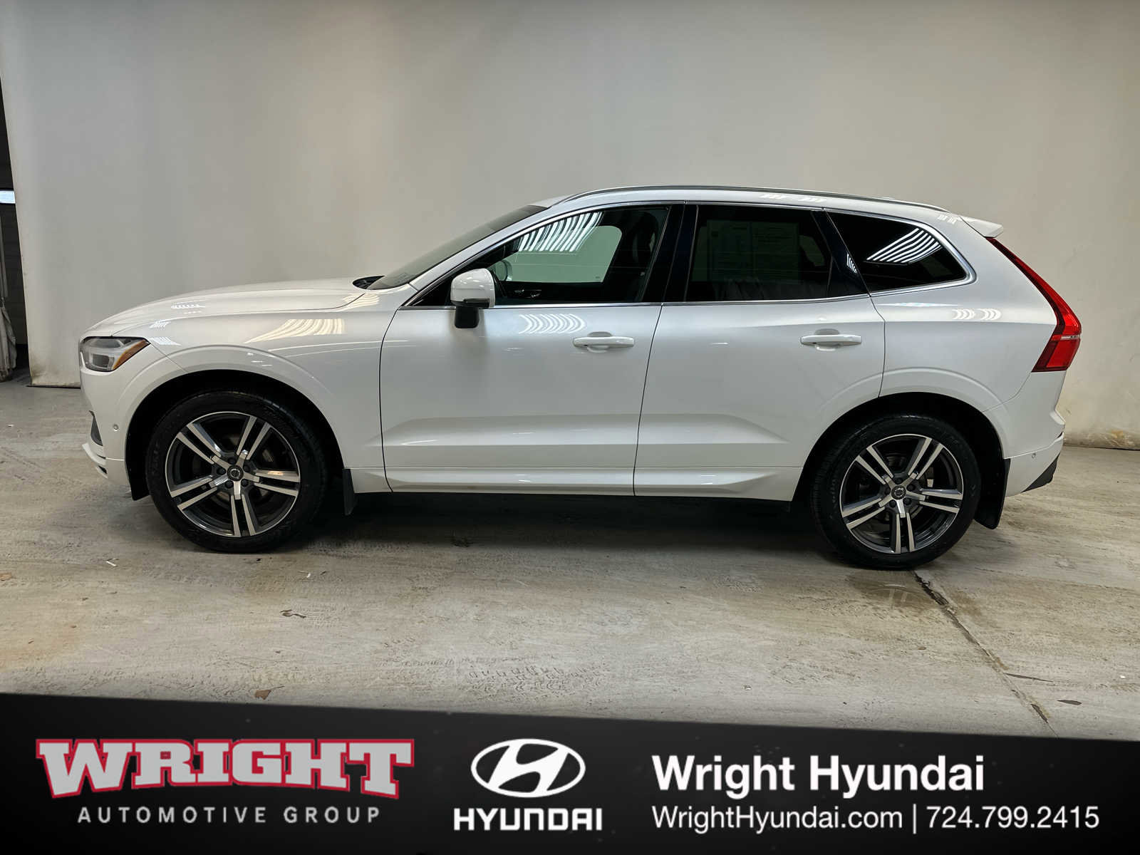 Used 2018 Volvo XC60 T5 Momentum w/ Convenience Package image 7