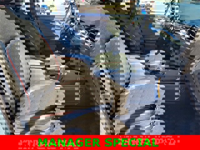 New 2025 Ford Escape ST-Line w/ Equipment Group 301A image 47