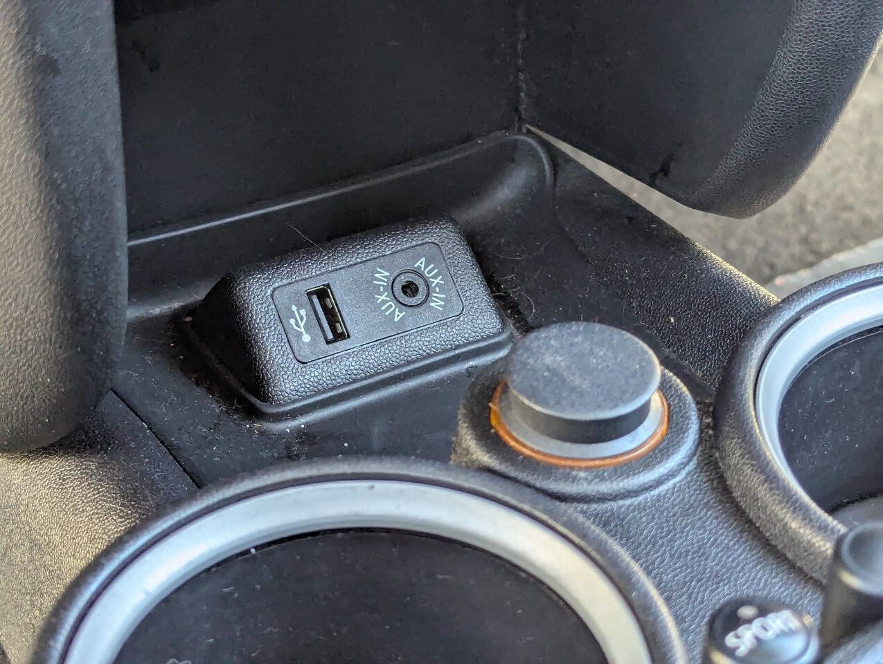 Used 2013 MINI Cooper Clubman S image 31