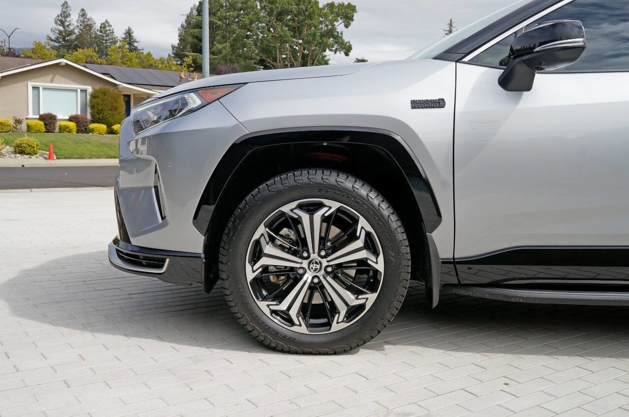 Used 2021 Toyota RAV4 XSE image 9