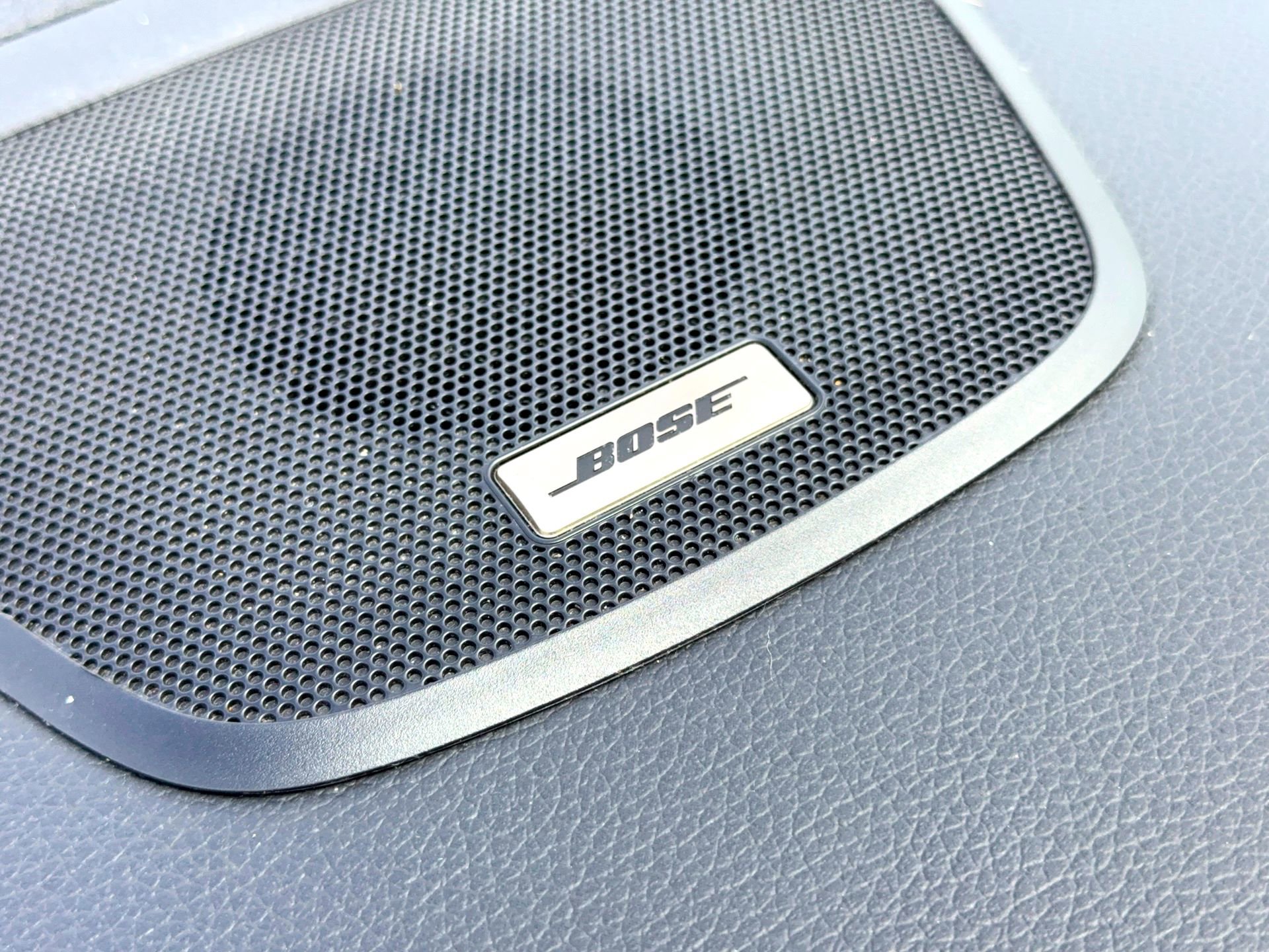 Used 2017 Nissan Rogue SV FWD image 29