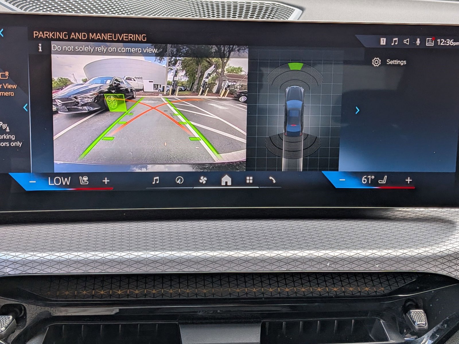 Used 2025 BMW 330i xDrive Sedan AWD/4WD image 15