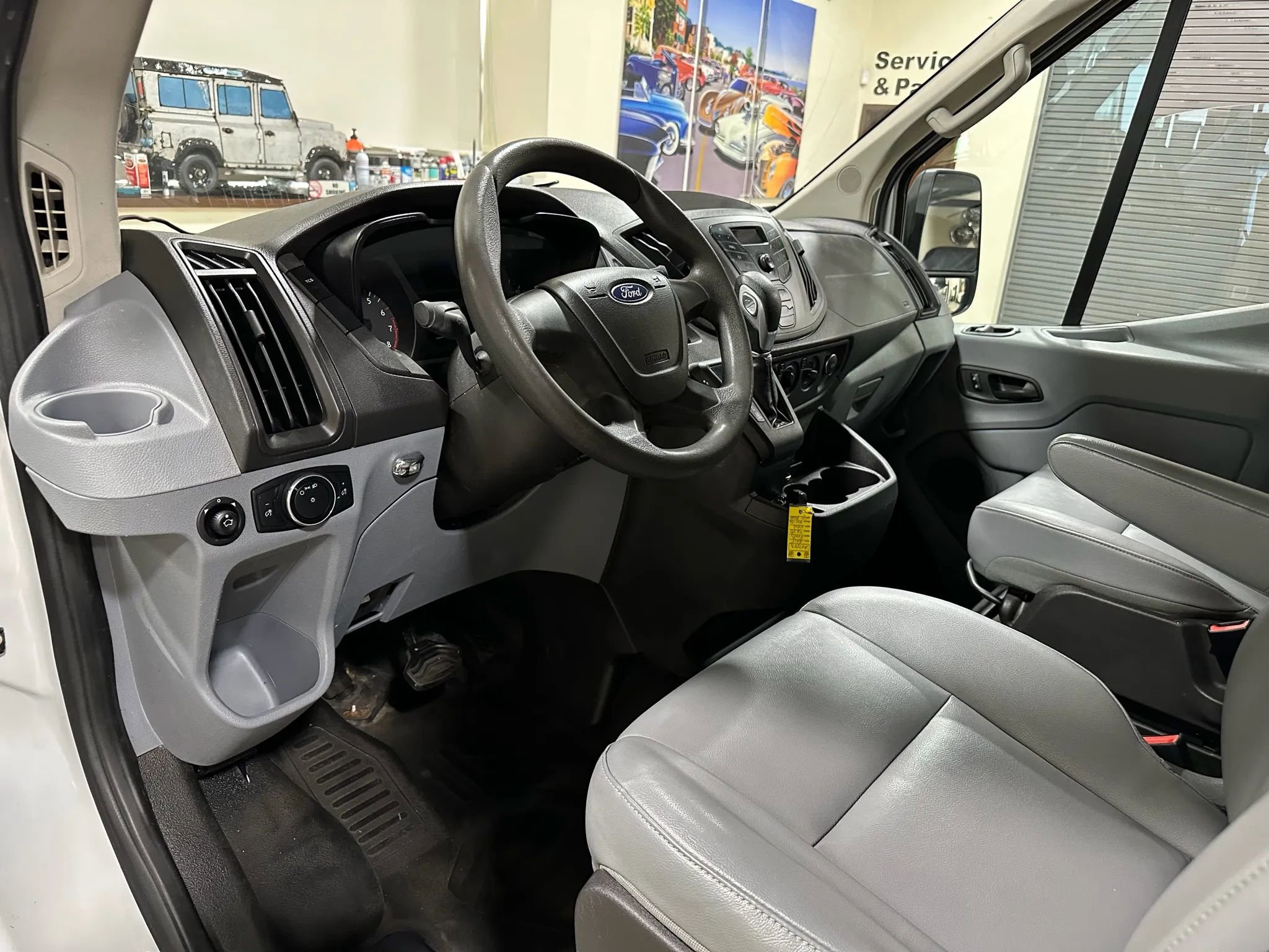 Used 2015 Ford Transit 250 148 Medium Roof RWD image 24