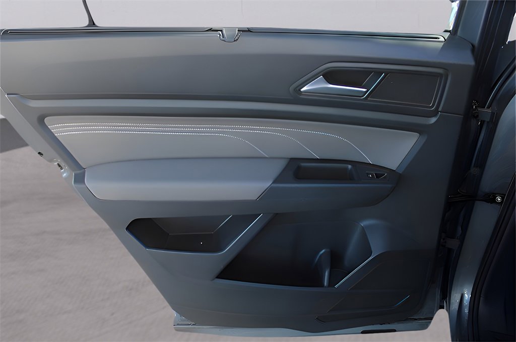 Used 2023 Volkswagen Atlas SE image 32