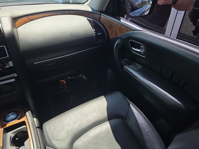 Used 2024 Nissan Armada SL w/ Captain's Chairs Package RWD image 14