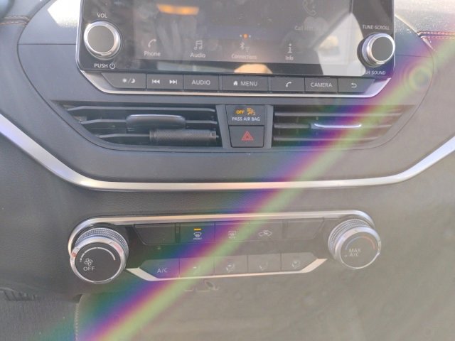 Used 2022 Nissan Altima 2.5 SR image 18