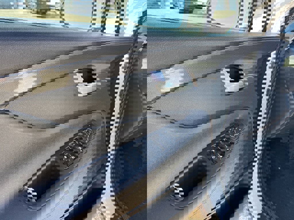 Used 2023 Hyundai Santa Fe SEL image 15