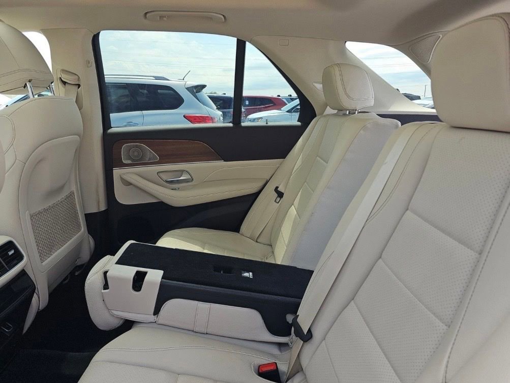 Used 2023 Mercedes-Benz GLE 350 4MATIC image 9