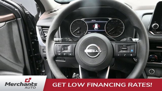Used 2023 Nissan Rogue SV AWD/4WD image 21