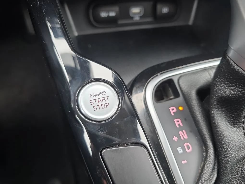 Used 2022 Kia Soul GT-Line FWD image 33