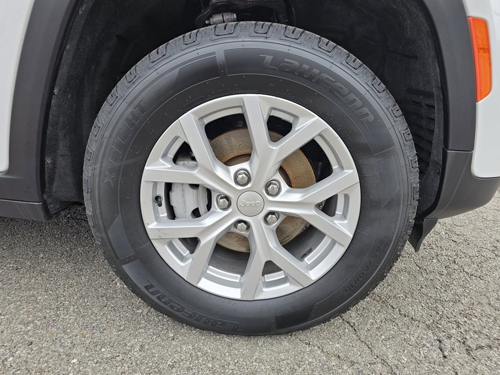Used 2024 Jeep Grand Cherokee Limited image 13