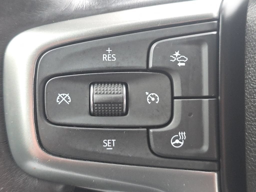 Used 2022 Chevrolet Silverado 1500 LT AWD/4WD image 27