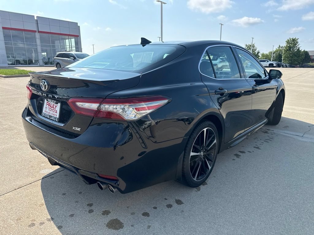 Used 2019 Toyota Camry XSE FWD image 3
