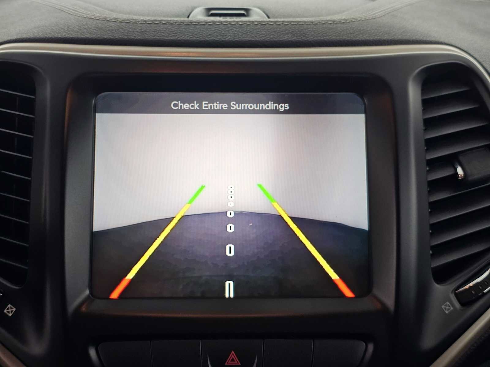 Used 2014 Jeep Cherokee Latitude image 26