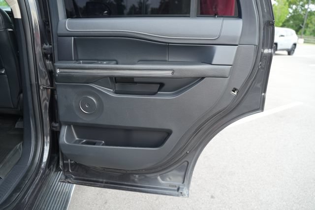 Used 2022 Ford Expedition XLT AWD/4WD image 24