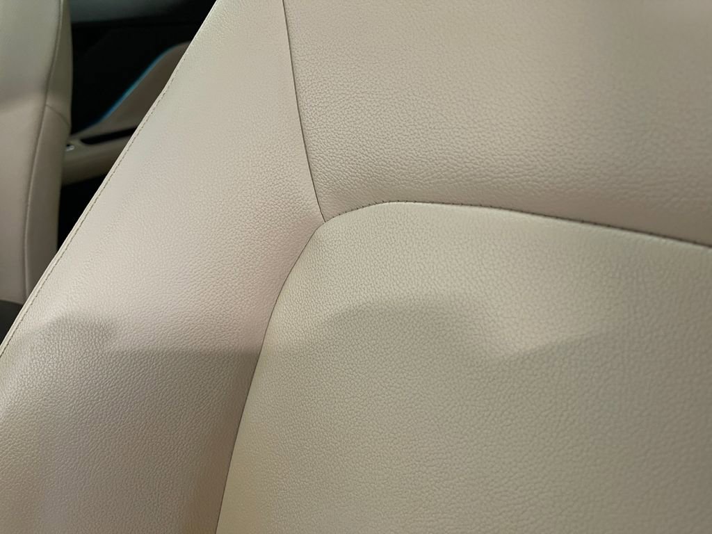 Used 2020 Jaguar F-PACE Premium image 20