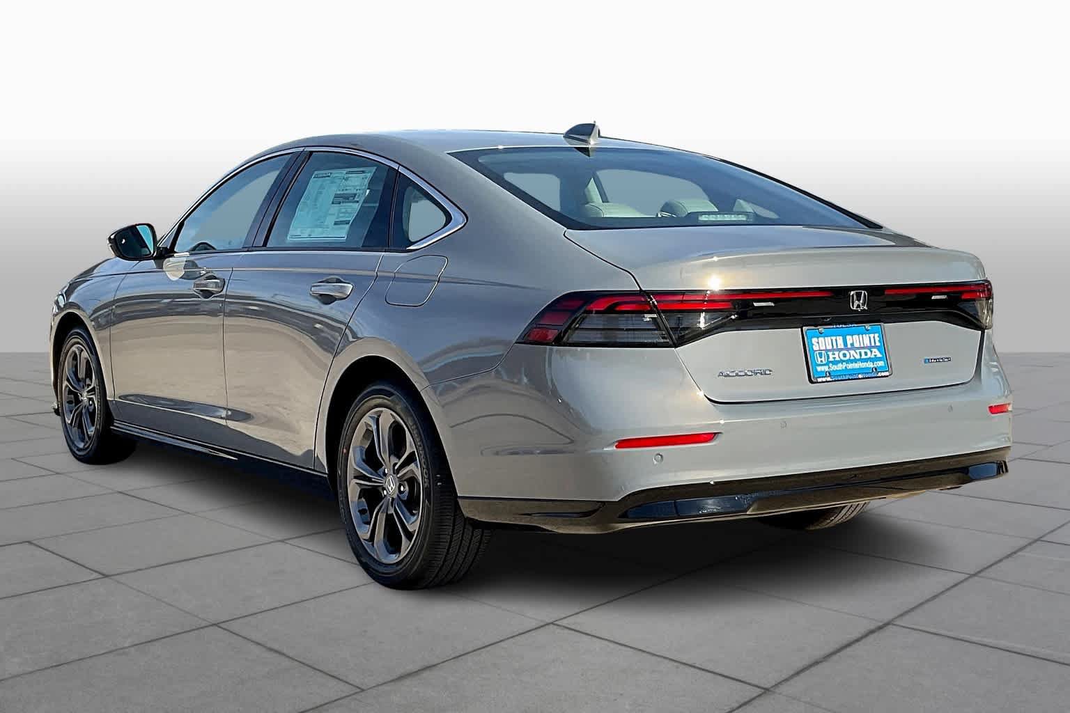 Certified 2025 Honda Accord EX-L image 12