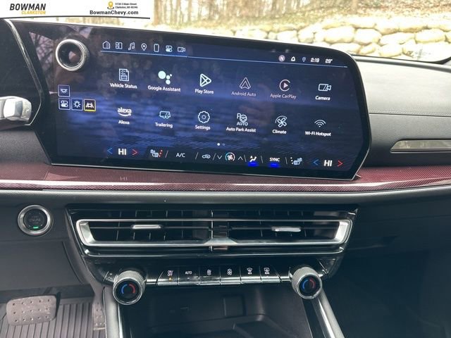 Used 2024 Chevrolet Traverse Z71 w/ Enhanced Driving Package image 20