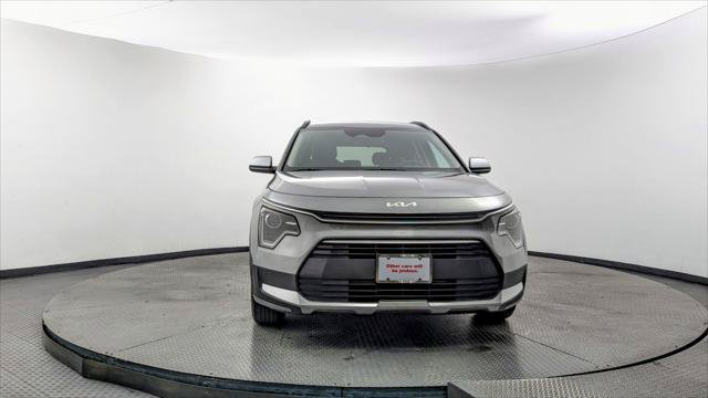 Used 2025 Kia Niro LX FWD image 12