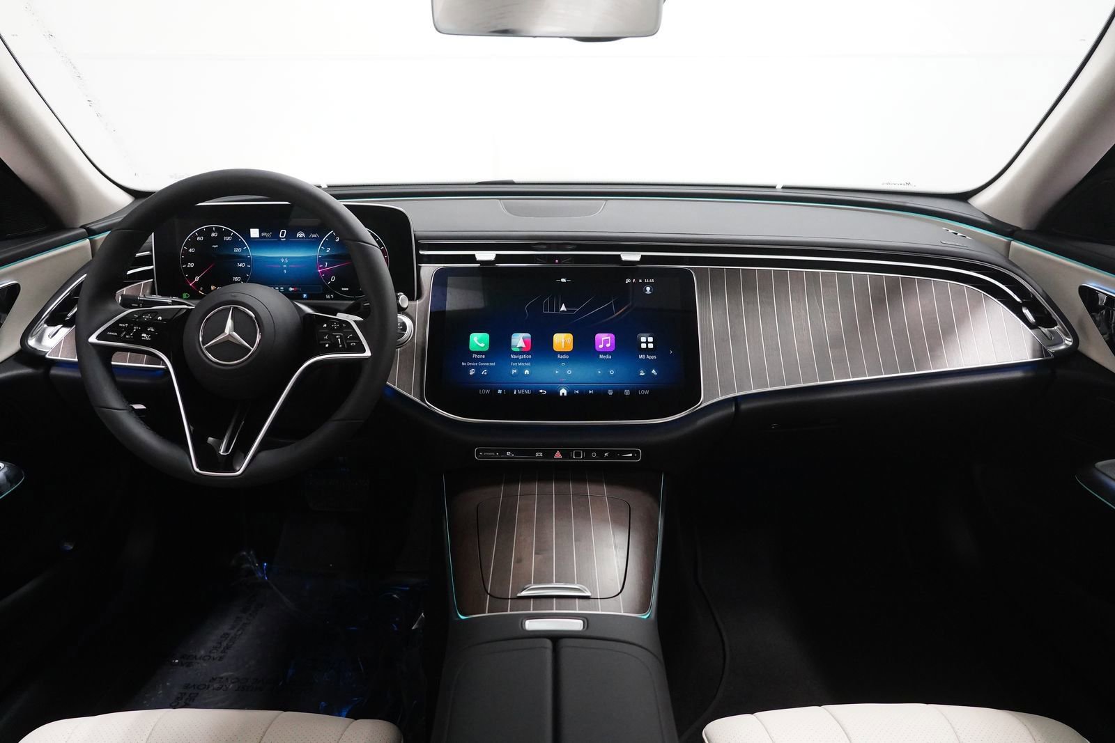 New 2026 Mercedes-Benz E 350 4MATIC Sedan image 18