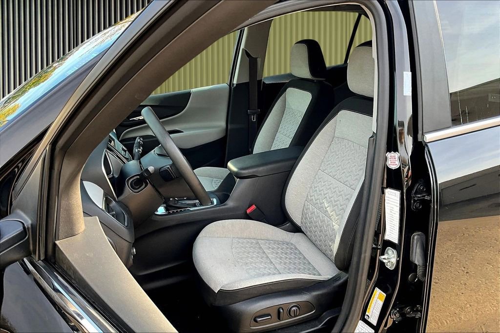 Used 2023 Chevrolet Equinox LT image 25