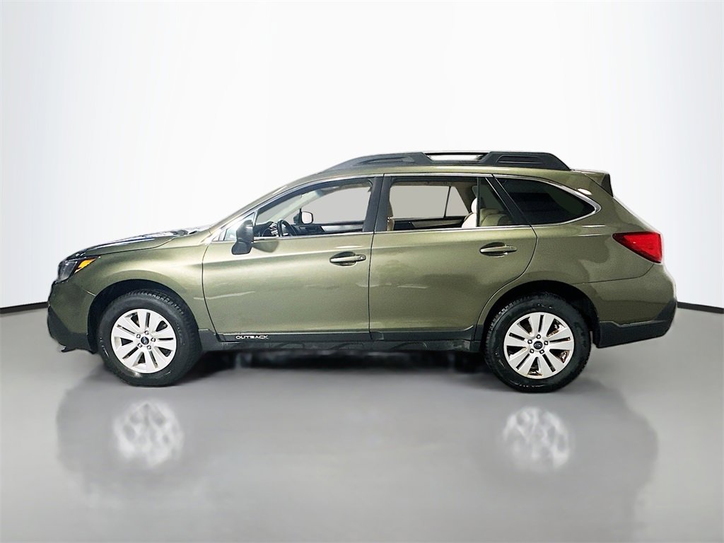 Used 2019 Subaru Outback 2.5i image 5