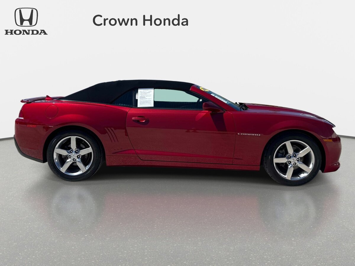 Used 2015 Chevrolet Camaro LT RWD image 5