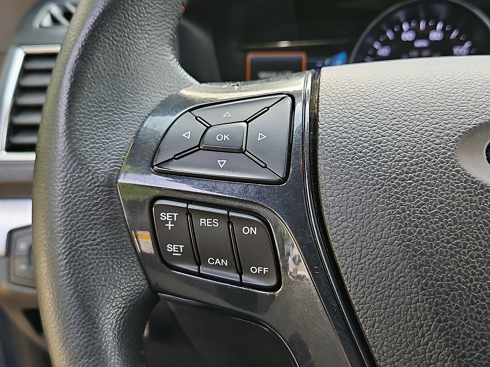 Used 2019 Ford Explorer Sport w/ Equipment Group 401A AWD/4WD image 22