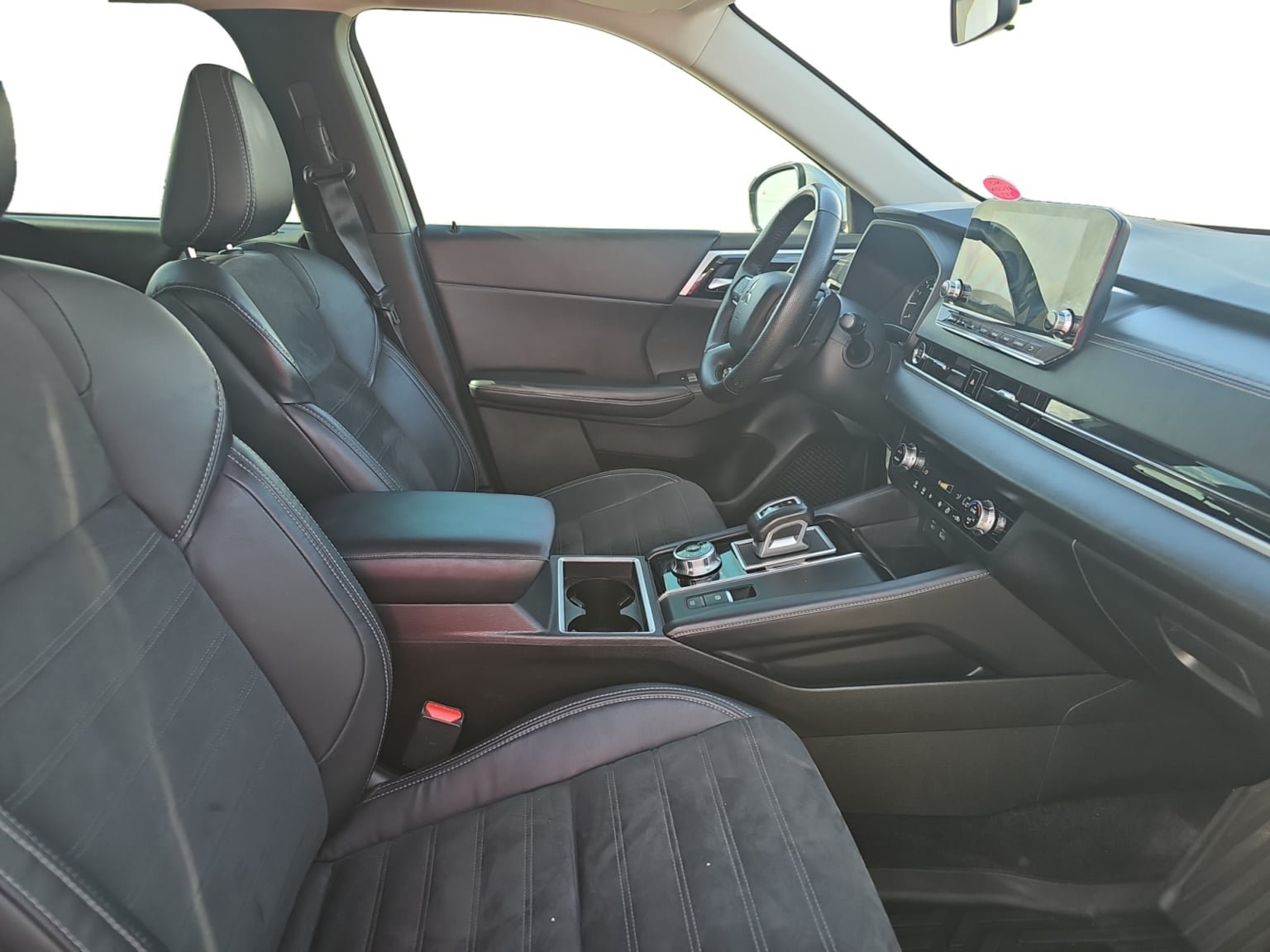 Used 2023 Mitsubishi Outlander SE FWD image 17