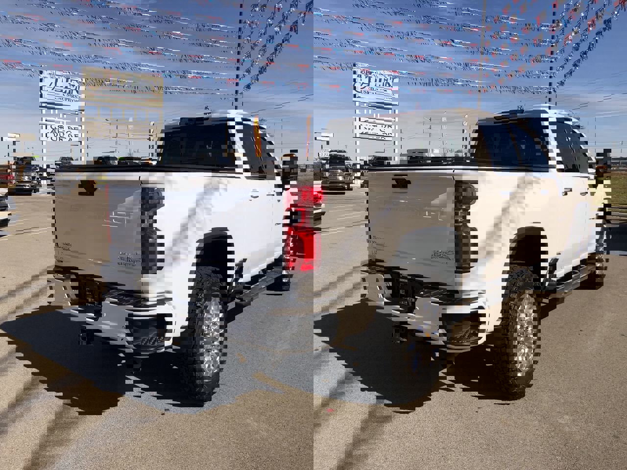 Used 2021 Chevrolet Silverado 2500 High Country w/ Z71 Off-Road Package image 5